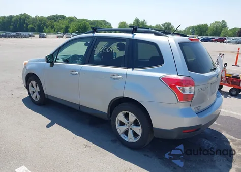 2015 Subaru Forester 2.5I Premium из США, поврежденный, VIN JF2SJADC2FH559593